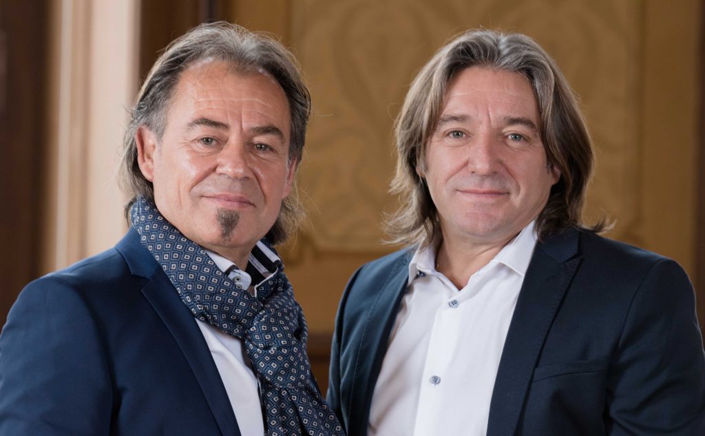 Tony & David Rexhaj, Gastgeber